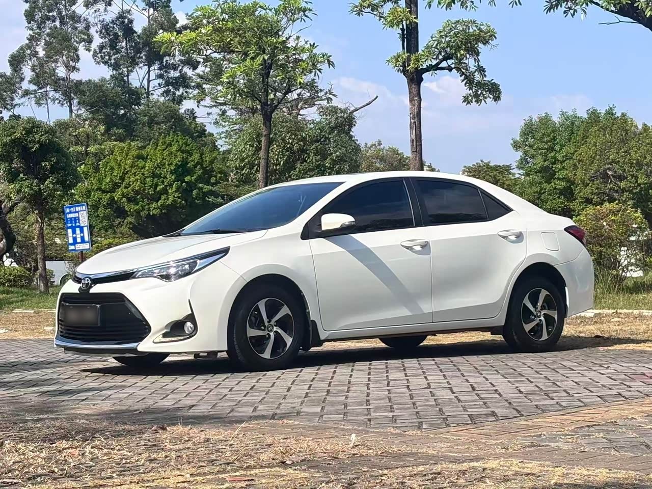 Levin 2017 Facelift 185T CVT Elite China V