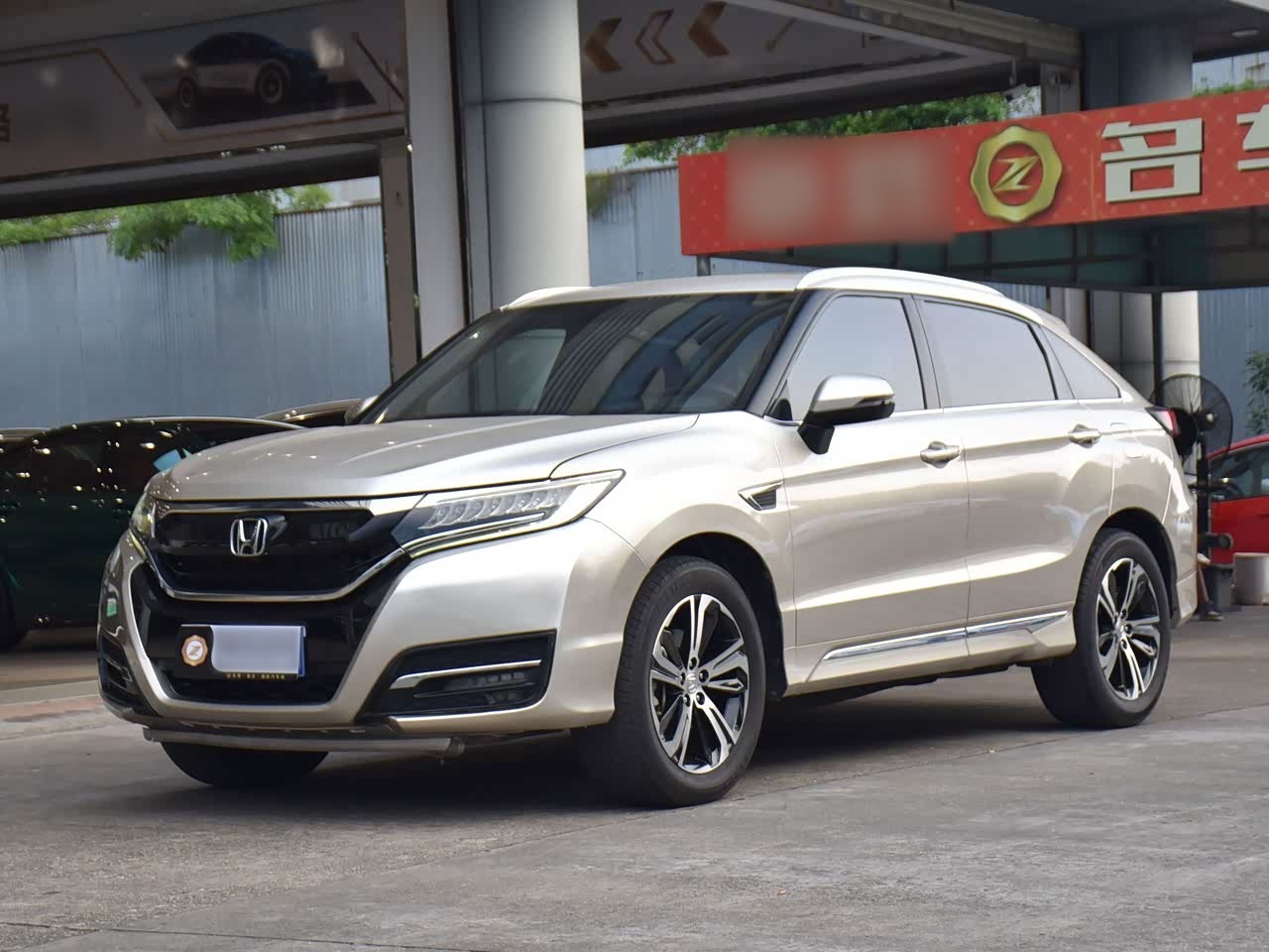 UR-V 2017 370TURBO AWD Exclusive China V