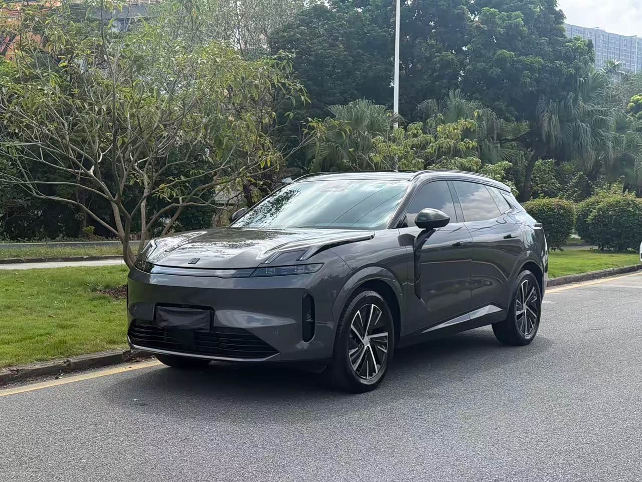 08 EM-P 2025 120km Long Range Pro