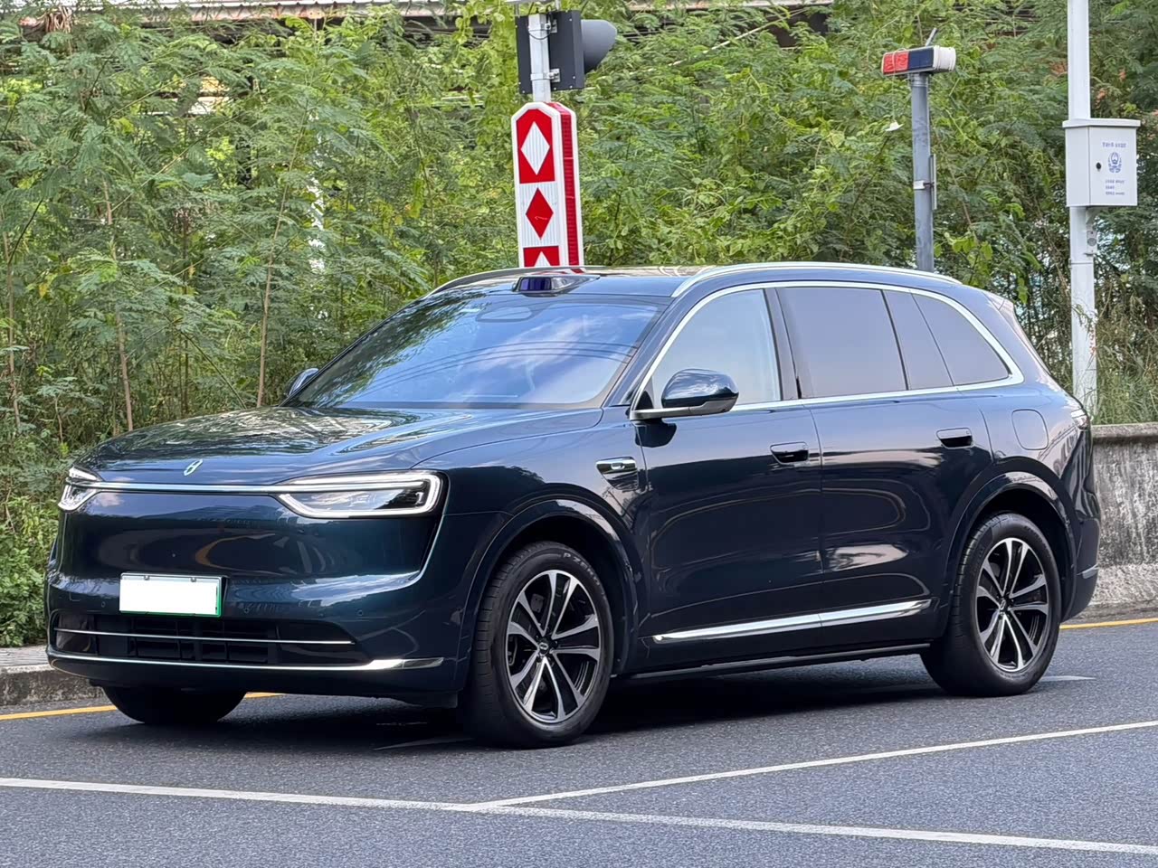 M7 2026 EREV Max Long Range 6-Seater 192-Line LiDAR