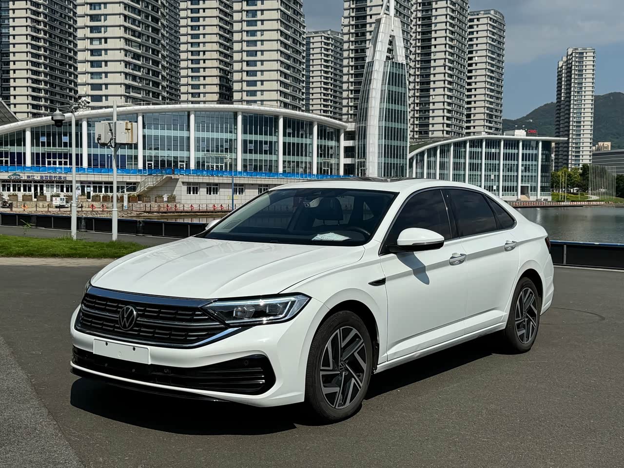 Sagitar 2024 300TSI DSG