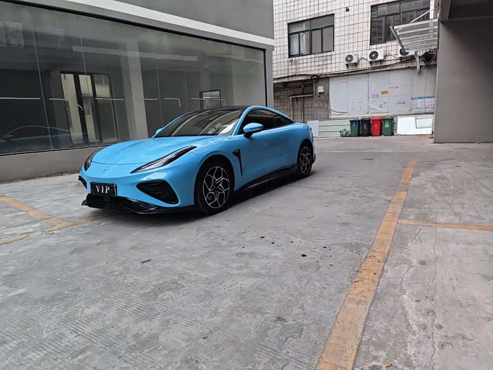Neta 哪吒GT 2023款 560 运动版