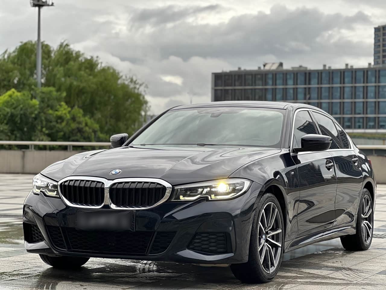 3 Series 2021 320Li M Sport Package
