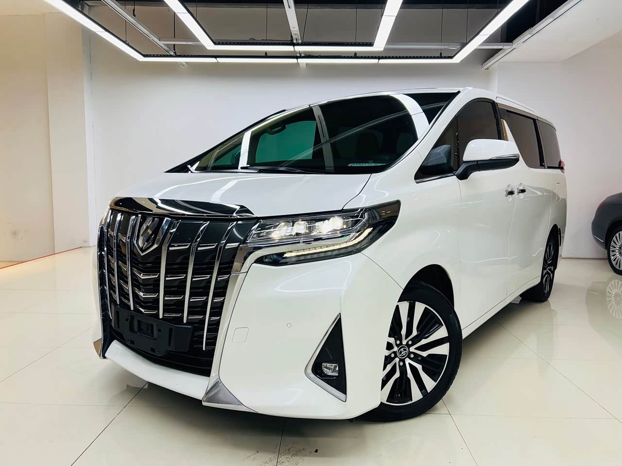 Alphard 2018 Facelift 3.5L Premium