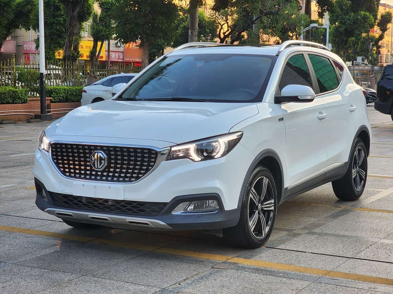 ZS 2018 1.5L AT Luxury China V
