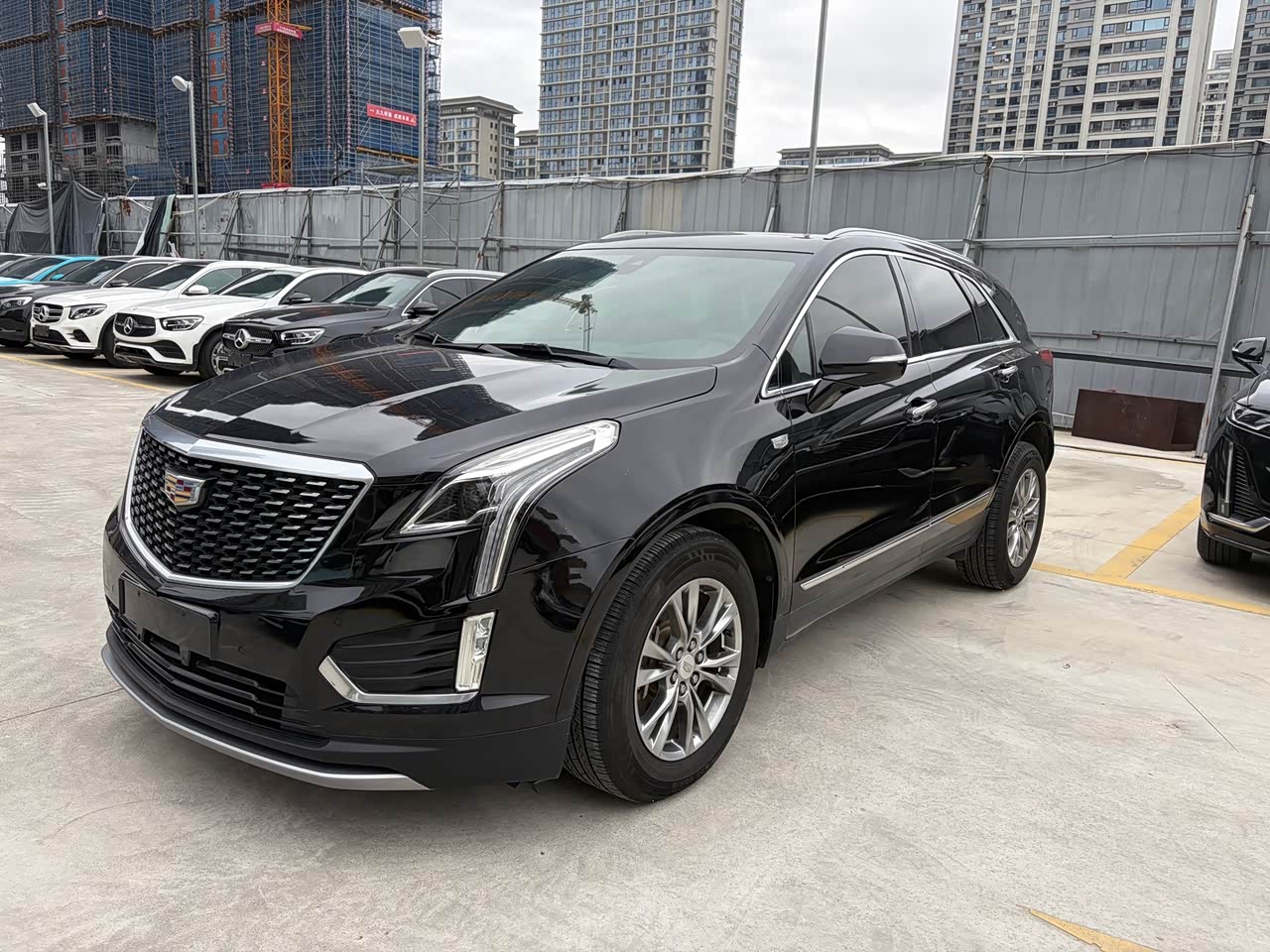 XT5 2020 28T Luxury