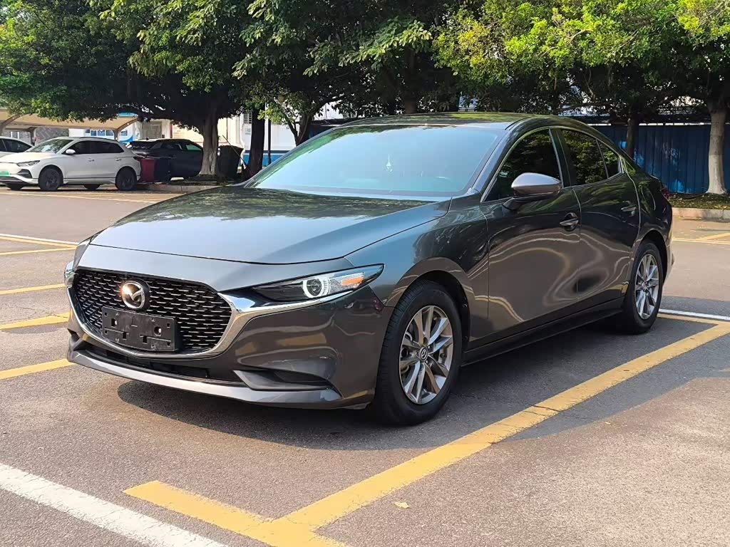 3 Axela 2020 1.5L AT