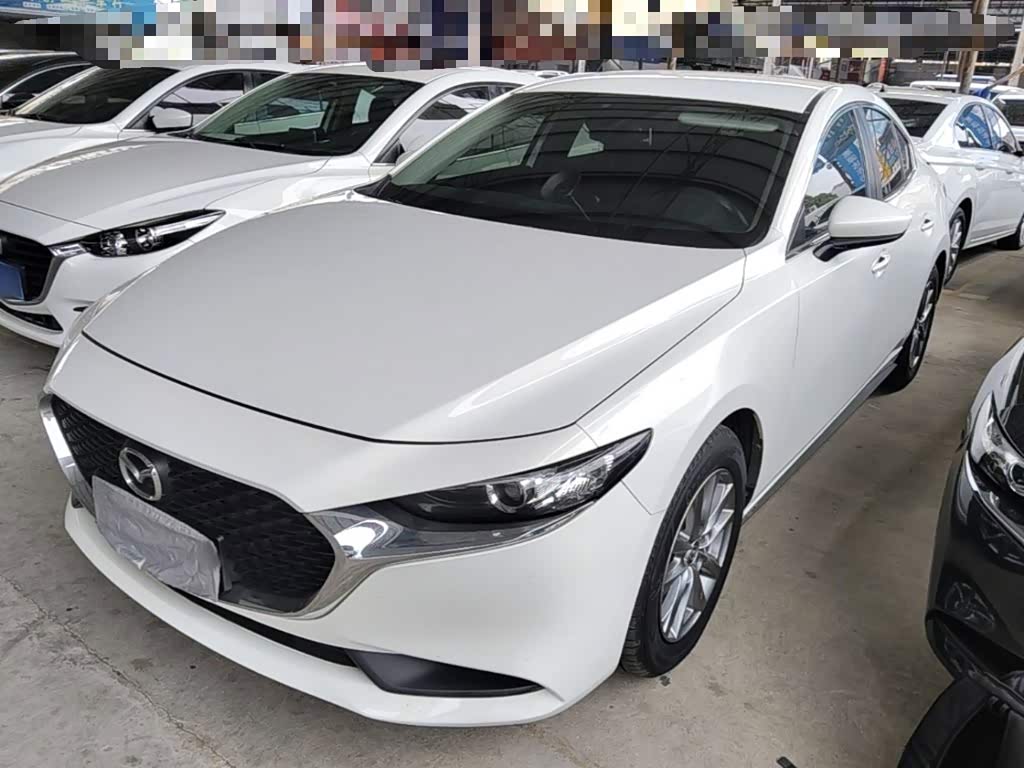 3 Axela 2021 1.5L AT