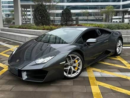 Huracán 2016 LP 600-4