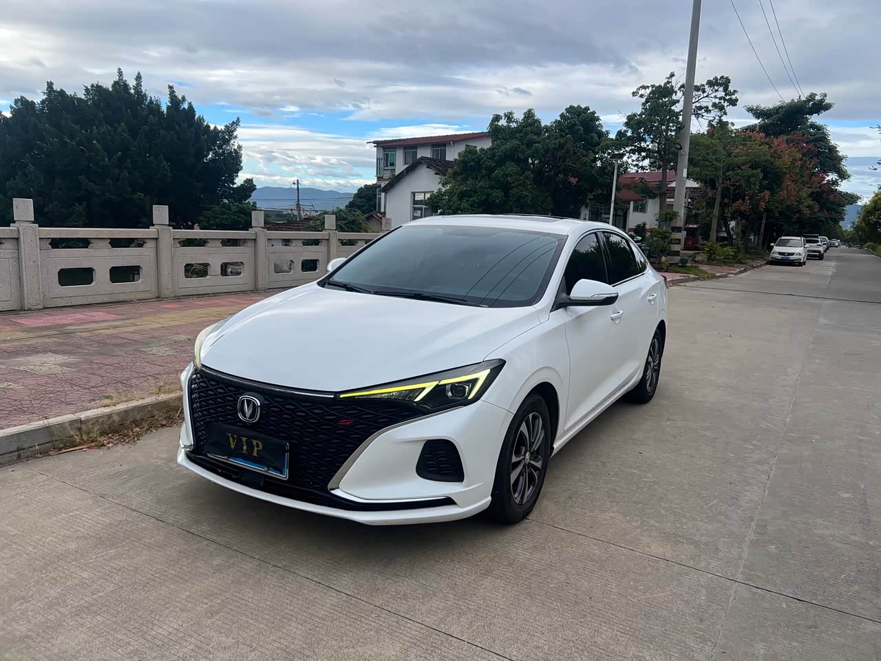 Eado 2020 PLUS NE 1.4T GDI DCT Premium