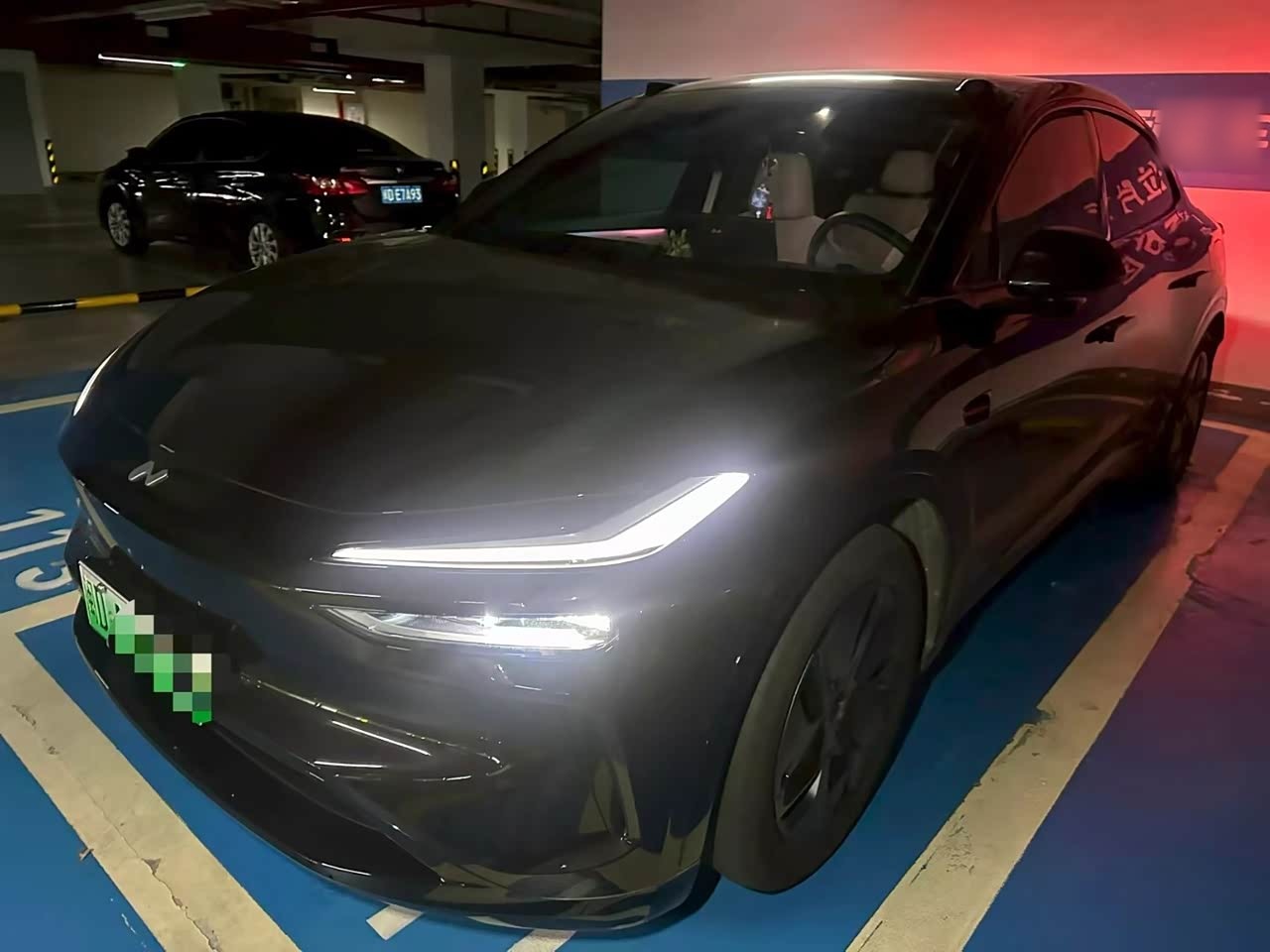 L60 2025 60kWh RWD