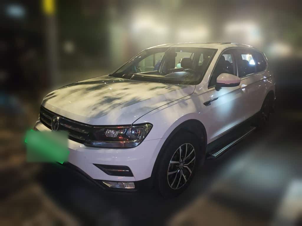 Tiguan L 2017 330TSI AT RWD Luxury