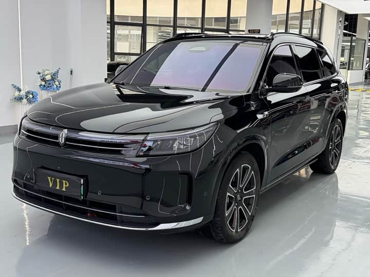M7 2024 1.5T ADAS RWD Pro 5-Seater