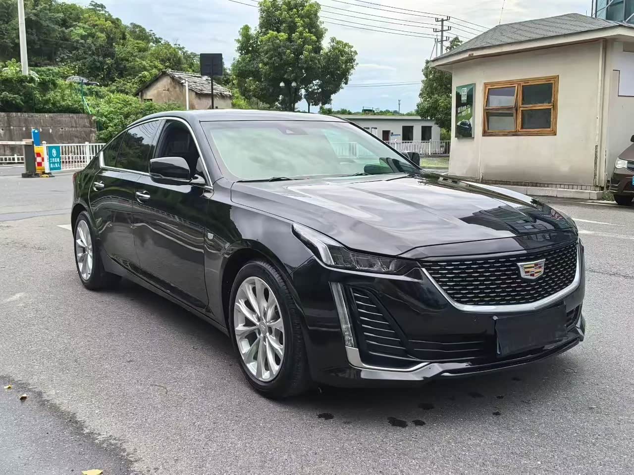 CT5 2021 28T Luxury