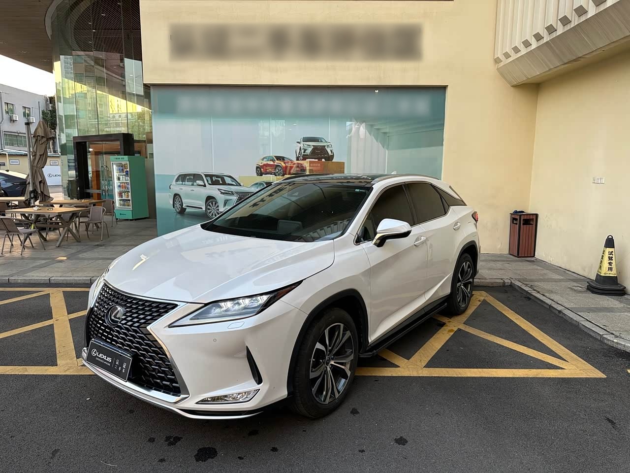 RX 2020 Facelift 300 AWD Elegant