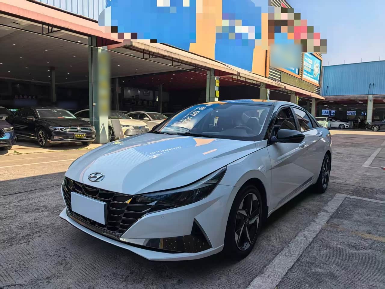 Elantra 2022 1.5L CVT LUX Premium