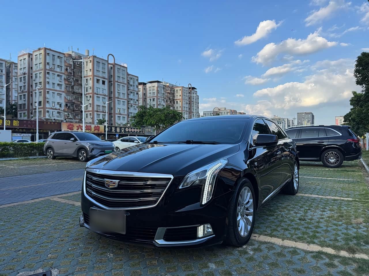 XTS 2018 28T Elite