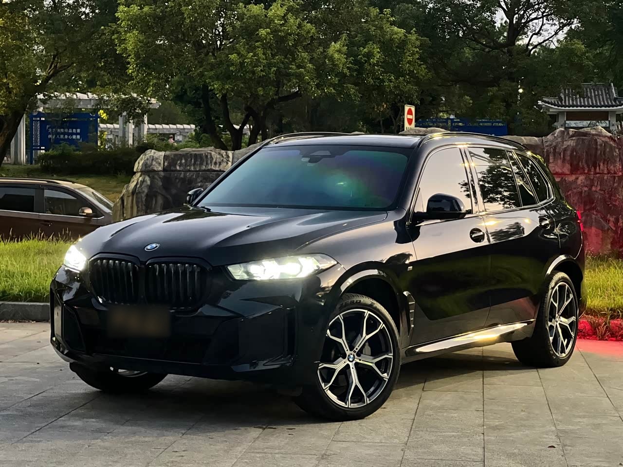 X5 2023 xDrive 30Li Exclusive M Sport Package