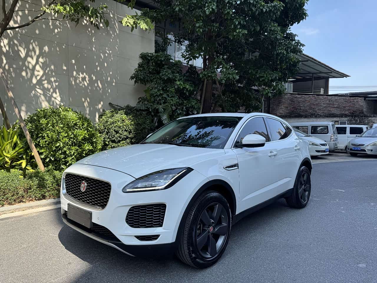 E-PACE 2018 P250 S China V