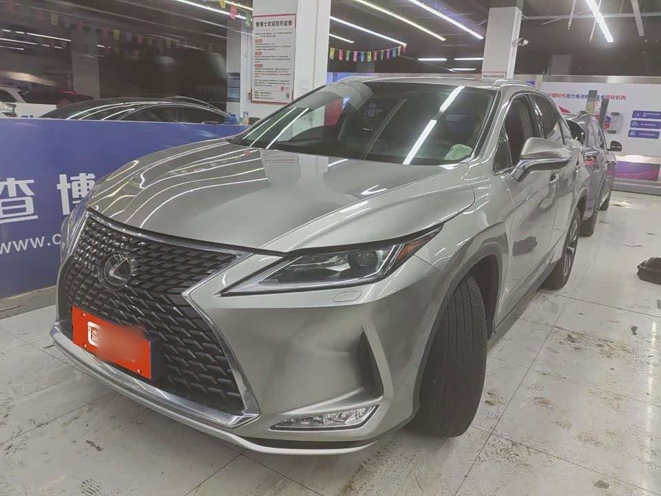 RX 2020 Facelift 300 RWD Comfort