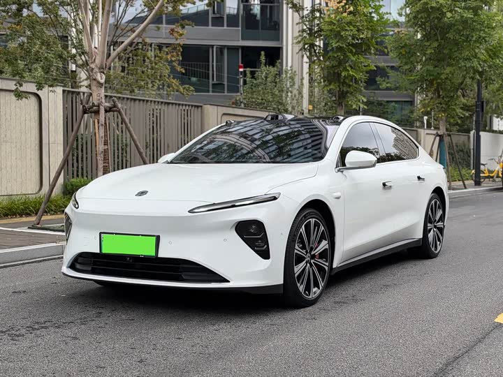 ET7 2024 75kWh Executive Signature