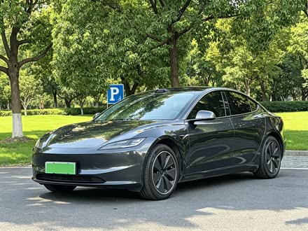 Model 3 2023 RWD