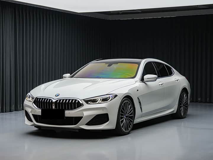 BMW 宝马8系 2021款 840i 四门轿跑车 M运动套装