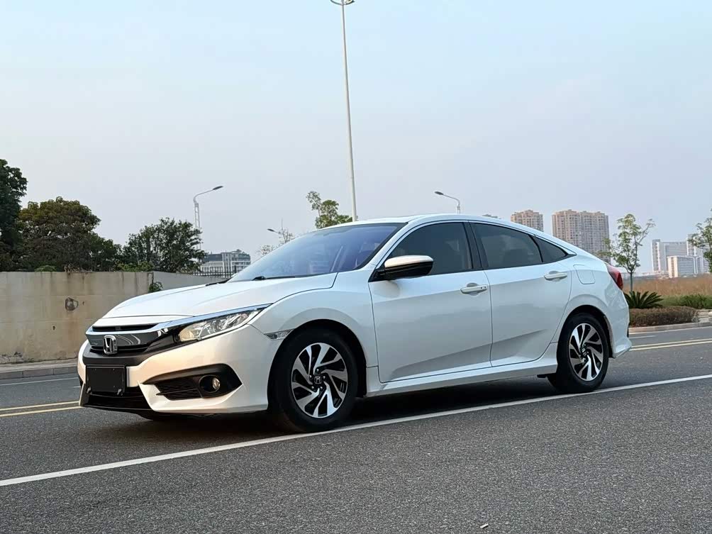Civic 2016 220TURBO CVT Luxury