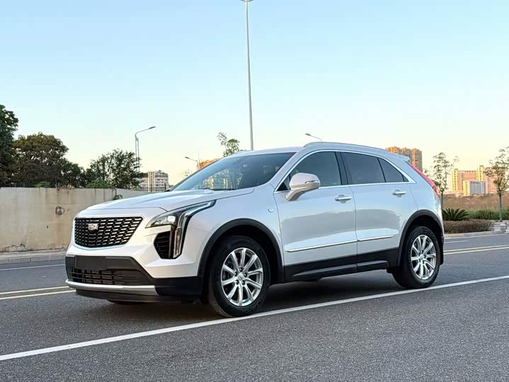 XT4 2020 Facelift 28T RWD Tech