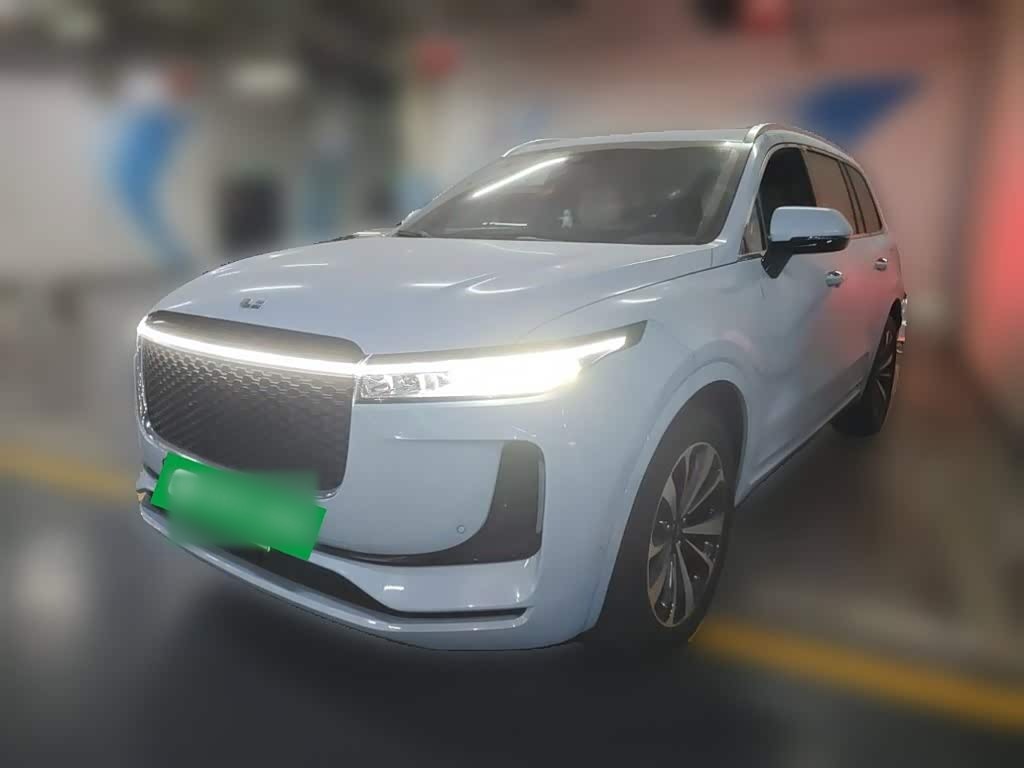 ONE 2020 EREV 6-Seater