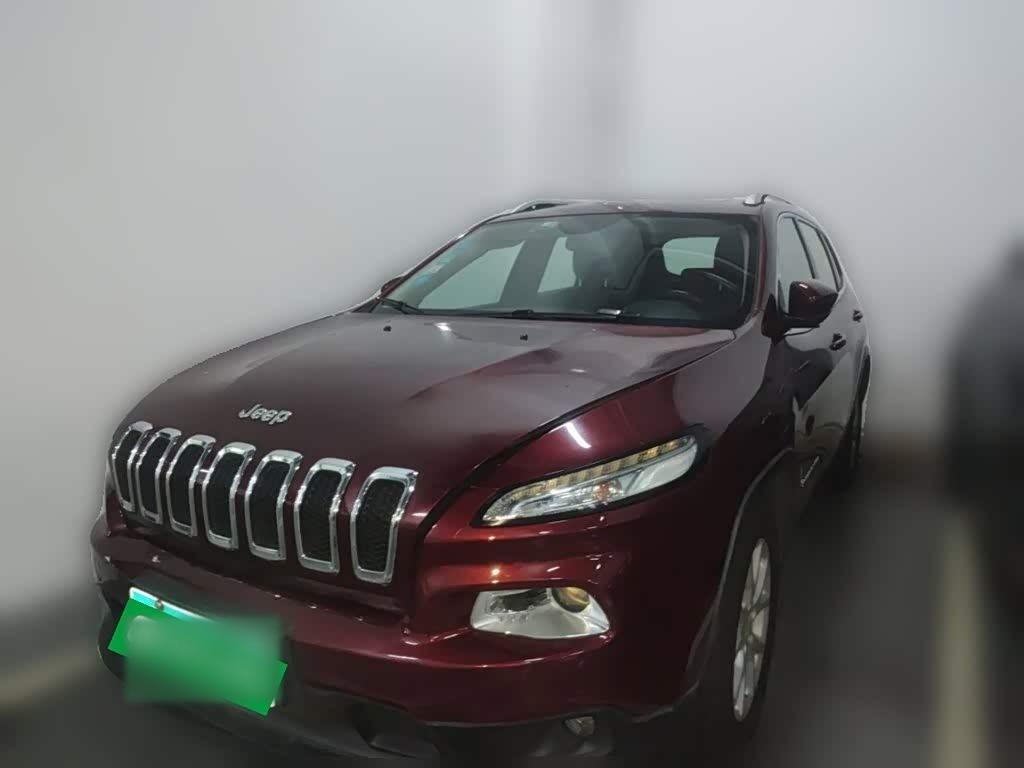 Cherokee 2016 2.4L Leading