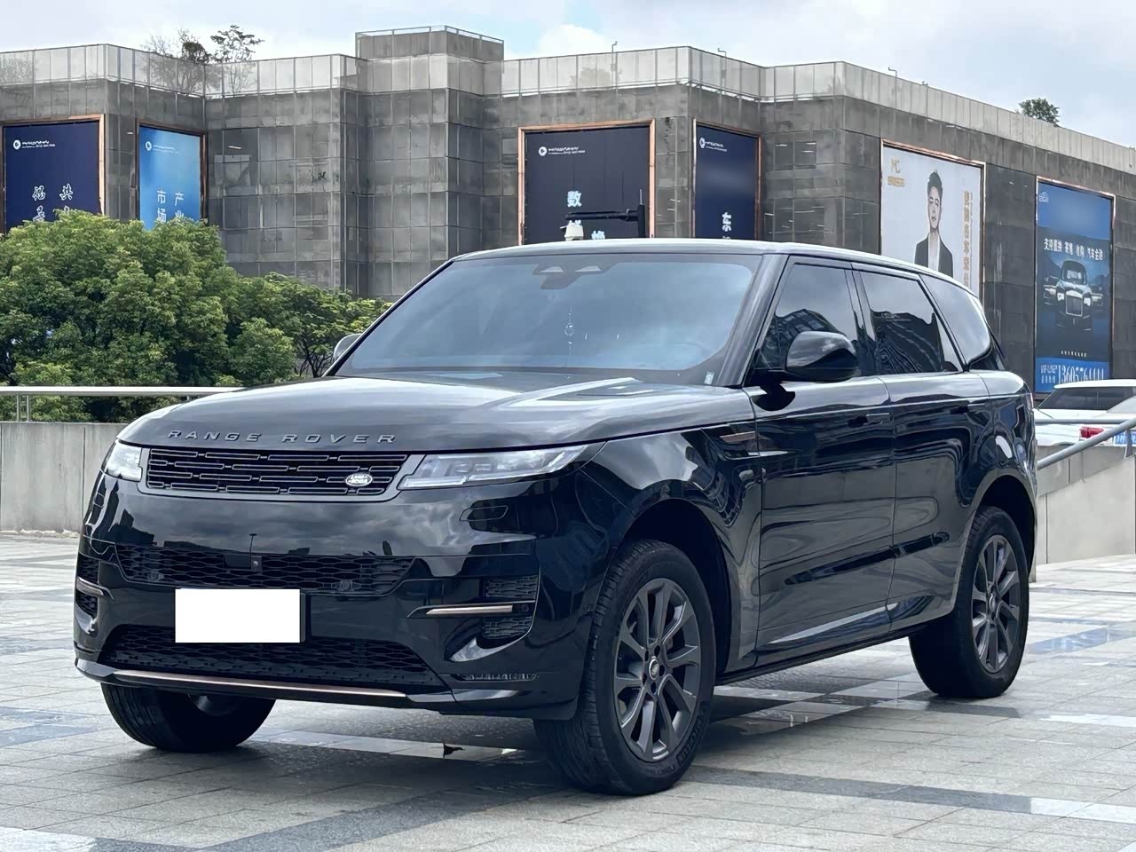 Range Rover Sport 2023 400PS Dynamic SE