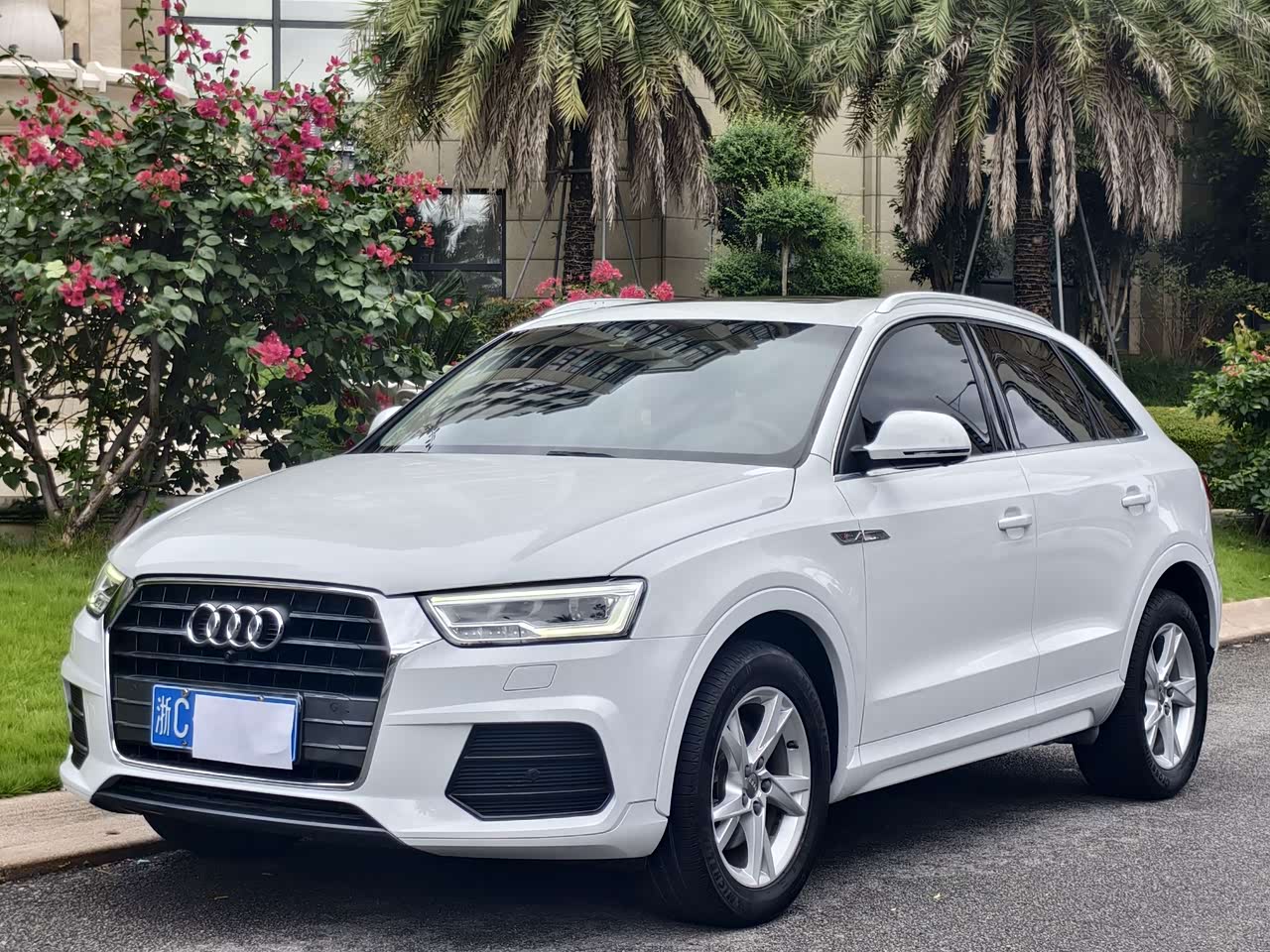 Q3 2018 30 Anniversary 30 TFSI Fashion