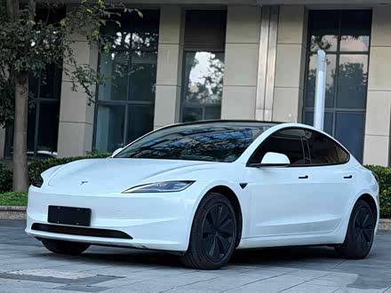 Model 3 2023 RWD
