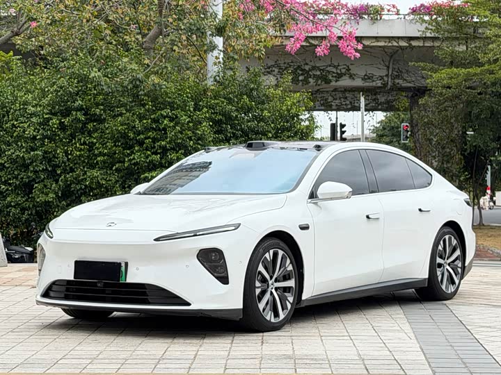 ET7 2024 75kWh Executive