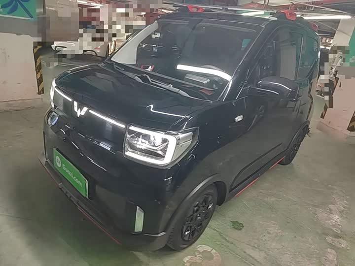Hongguang MINIEV 2022 GAMEBOY 300km LFP
