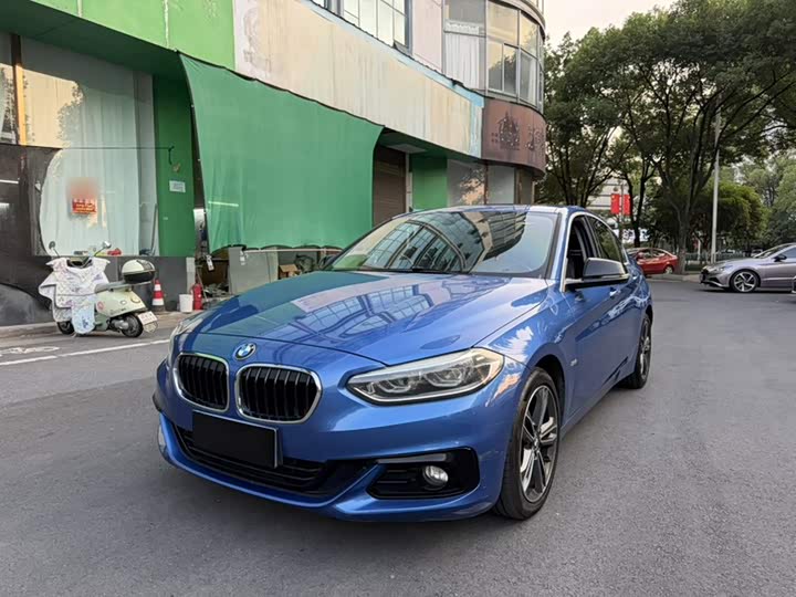 1 Series 2017 118i Sport