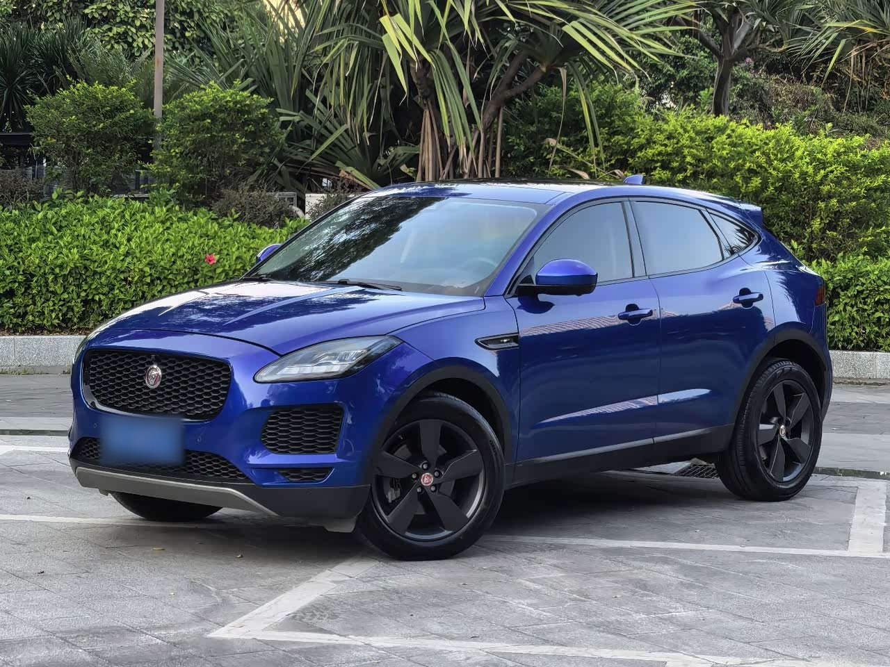 E-PACE 2018 P200 S China V