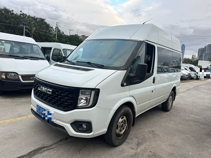 2022 2.0T MT Short Wheelbase High Roof 6-Seater