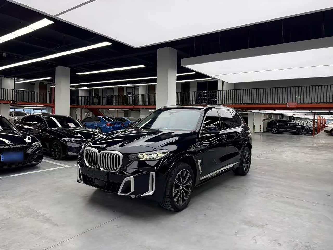 X5 2023 xDrive 30Li M Sport Package