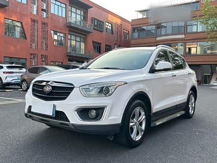 Bestune X80 2016 2.0L AT Comfort