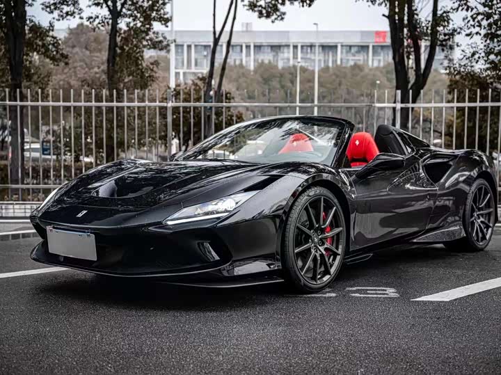 F8 2020 Spider 3.9T V8