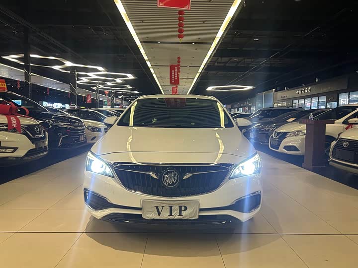 Verano 2019 Sedan 15S AT Leading