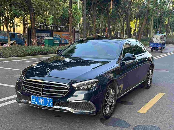 E-Class 2022 E 260 L