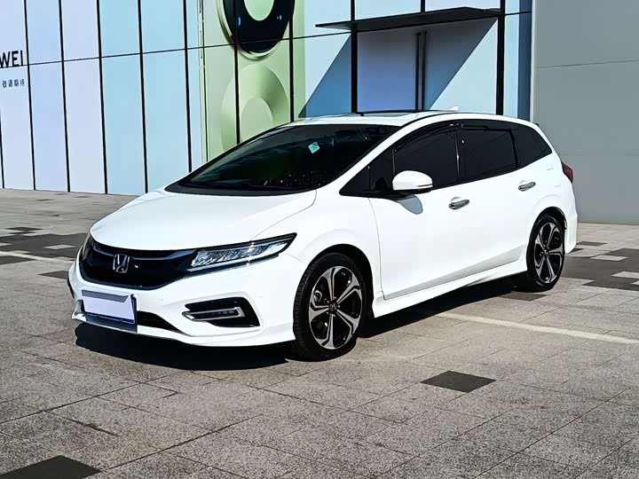 Jade 2017 210TURBO CVT Luxury 5-Seater