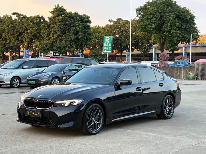 3 Series 2025 330Li M M Sport Night Package