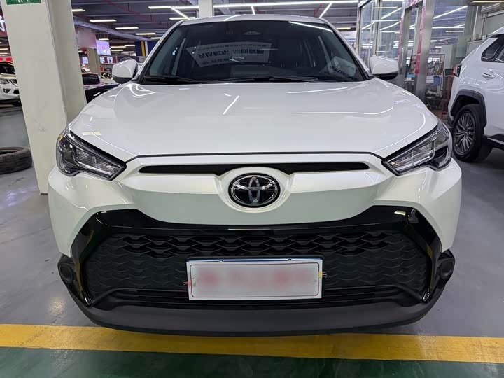 Frontlander 2023 2.0L CVT Leading