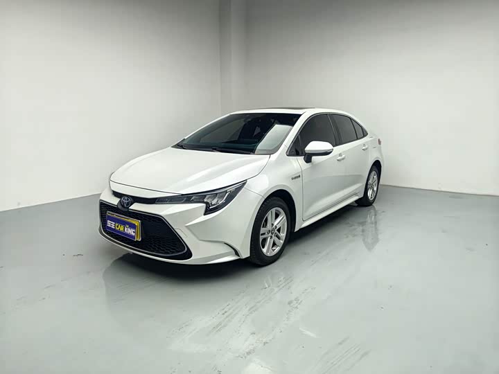 Levin 2022 Hybrid 1.8H E-CVT Luxury photo 2