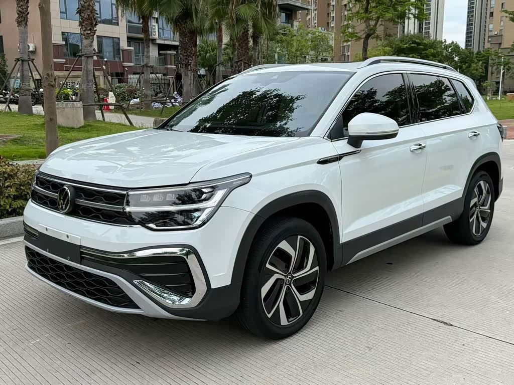 Tharu 2024 300TSI RWD