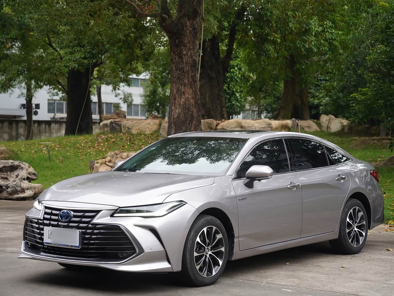 Avalon 2023 Hybrid 2.5L Luxury